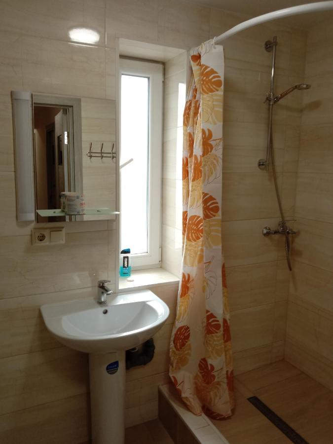 Appartement 105 à Khmelʼnytsʼkyy Extérieur photo