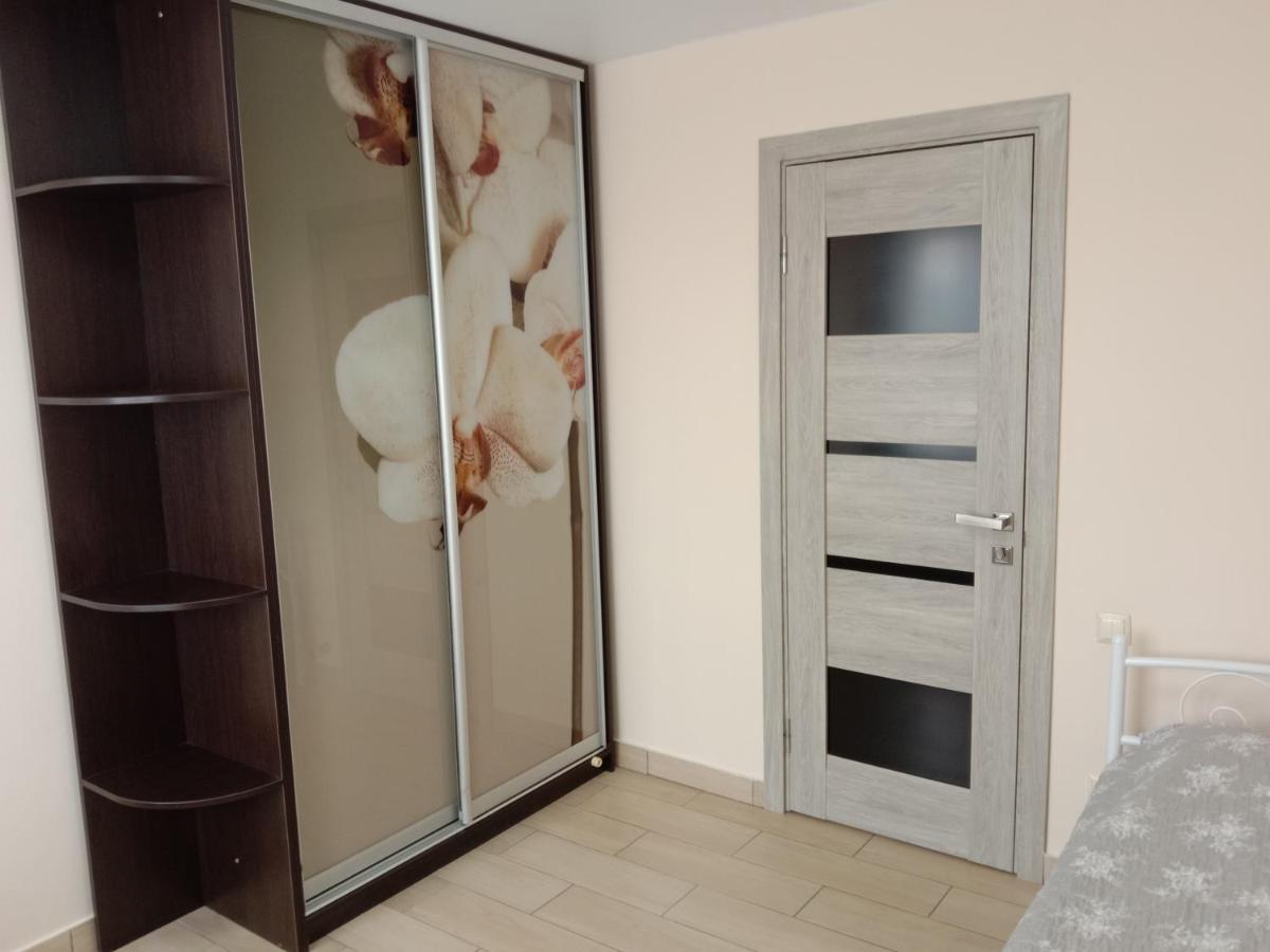 Appartement 105 à Khmelʼnytsʼkyy Extérieur photo